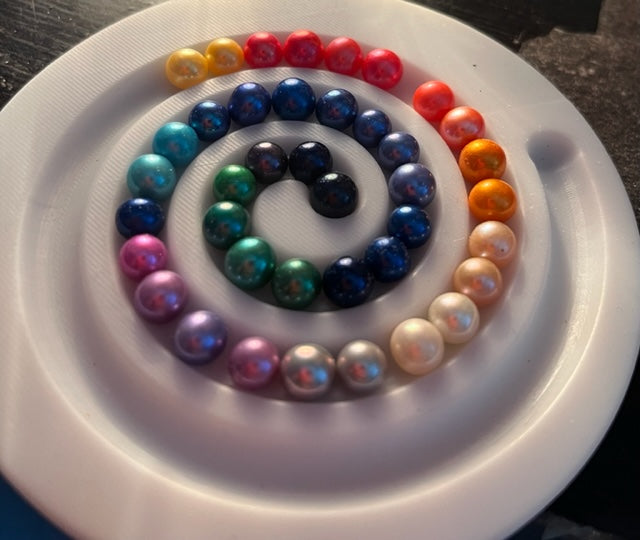 Loose Akoya pearls